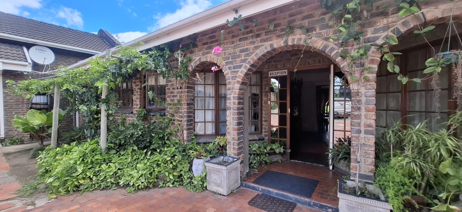 10 Bedroom Property for Sale in Fort Hill Eastern Cape